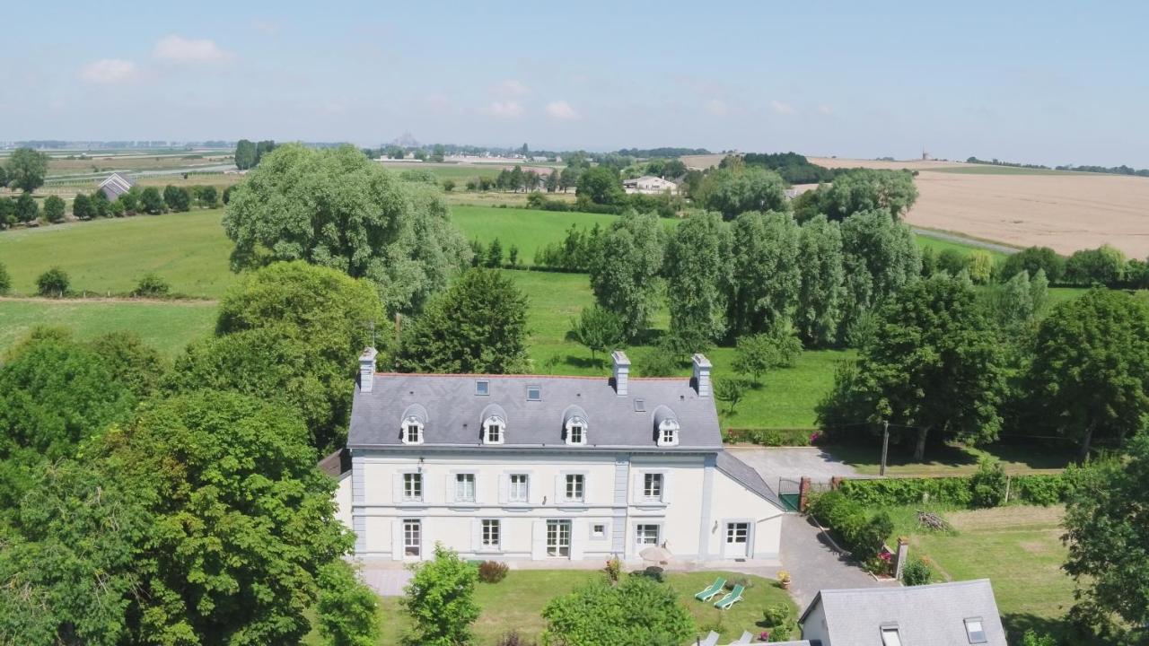 Les Gites Du Couesnon Pontorson Exterior foto